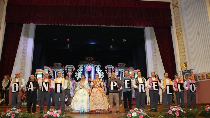 Las imágenes de la presentación de la Falla El Prado de Buñol