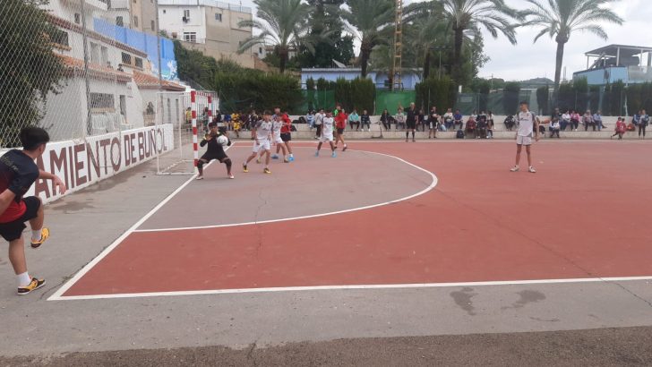 Éxito de participación en el Torneo 9 de Octubre de Fútbol-Sala en Buñol
