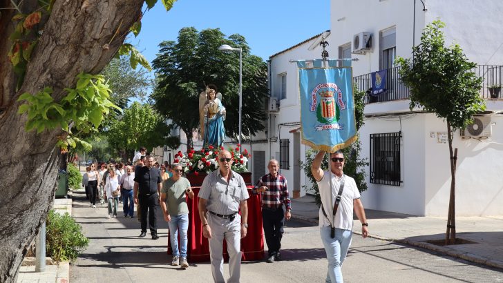 El Barrio San Rafael de Buñol celebra sus fiestas grandes (imágenes)