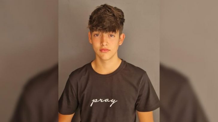 El jugador del Club Balonmano Buñol, Evan Esteve convocado con la selección autonómica infantil