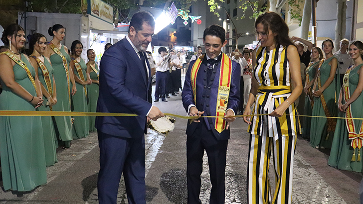 Buñol inaugura su Feria y Fiestas 2024 (imágenes)