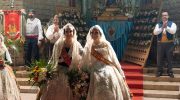 La Falla Ventas de Buñol ofrenda en solitario a la Virgen de los Dolores (imágenes)