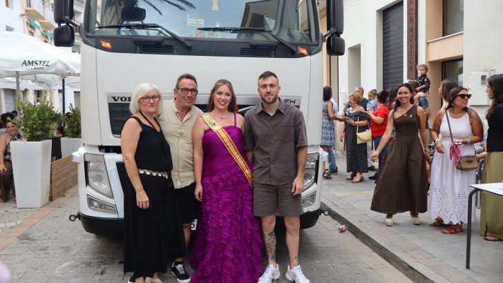 San Cristóbal reunió a cientos de participantes en Buñol en un fin de semana marcado por la tradición